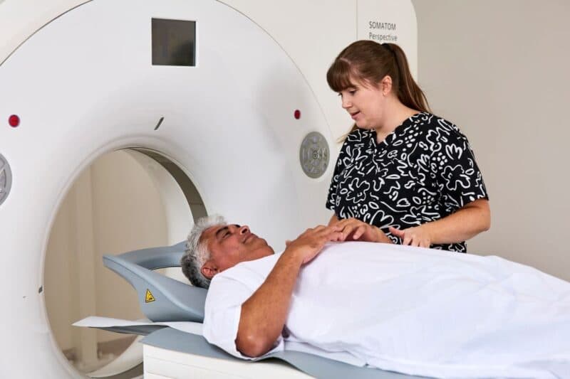 CT scan machine 1200